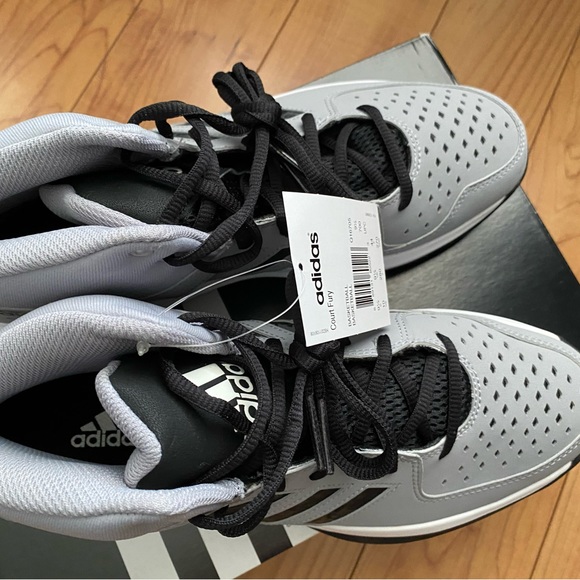 ADIDAS COURT FURY MEN’S 10.5 BRAND NEW IN BOX WITH TAGS NEVER WORN - Picture 2 of 5